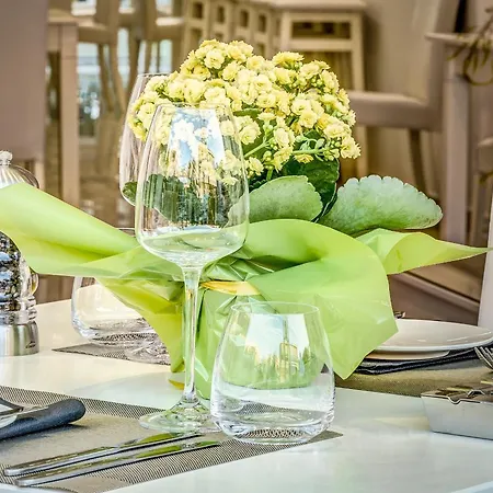 فندق Palotel Design 2*