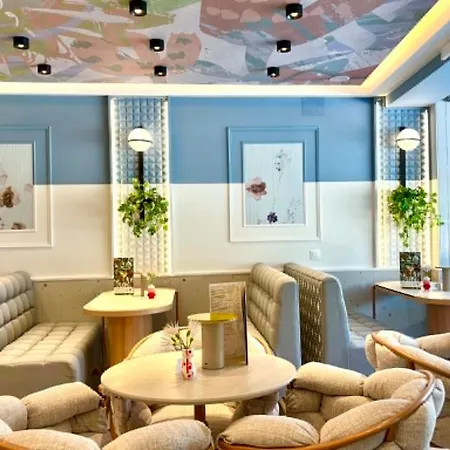 Hotel Palotel